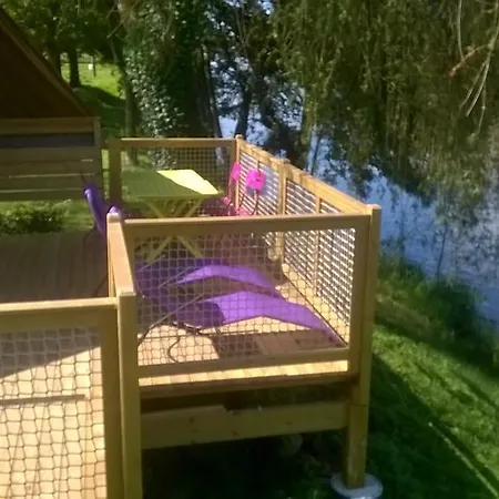Des Ribieres Campsite Confolens