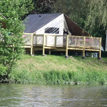 Des Ribieres Camping Confolens