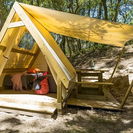 Des Ribieres Confolens