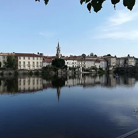 Des Ribieres Camping Confolens