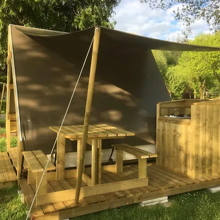 Des Ribieres Confolens