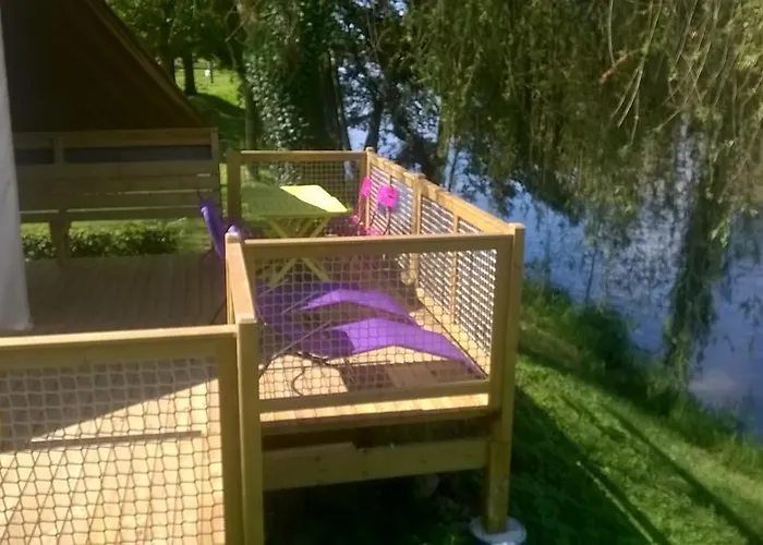 Des Ribieres Campsite Confolens